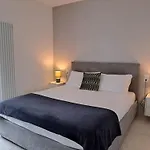 Urban By Quokka 360 - Modern Minimal In Appartement *