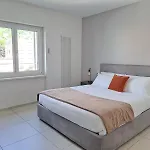 Urban By Quokka 360 - Modern Minimal In Апартаменты Лугано