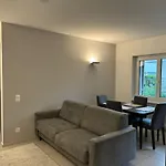 Апартаменты Urban By Quokka 360 - Modern Minimal In