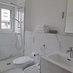 Апартаменты Urban By Quokka 360 - Modern Minimal In