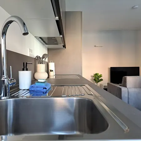 Urban By Quokka 360 - Modern In Апартаменты Лугано