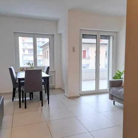 Urban By Quokka 360 - Modern In Апартаменты Лугано