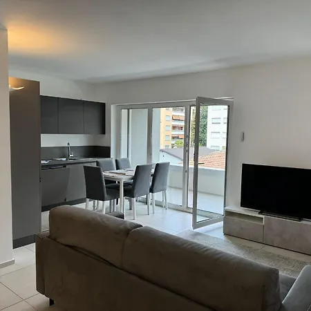 Urban By Quokka 360 - Modern Minimal In Apartment Lugano
