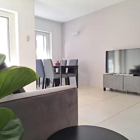 Urban By Quokka 360 - Modern Minimal In Apartment