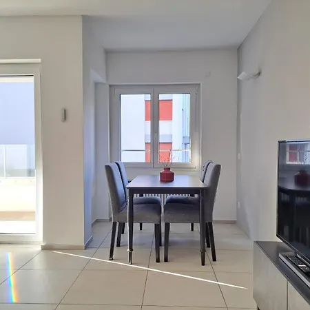Urban By Quokka 360 - Modern Minimal In Apartment Lugano